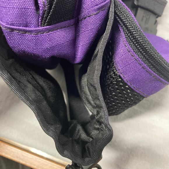 Vintage LL Bean Purple and Black Waist Fanny Pack. Pre-Owned Good Condition - Picture 6 of 11